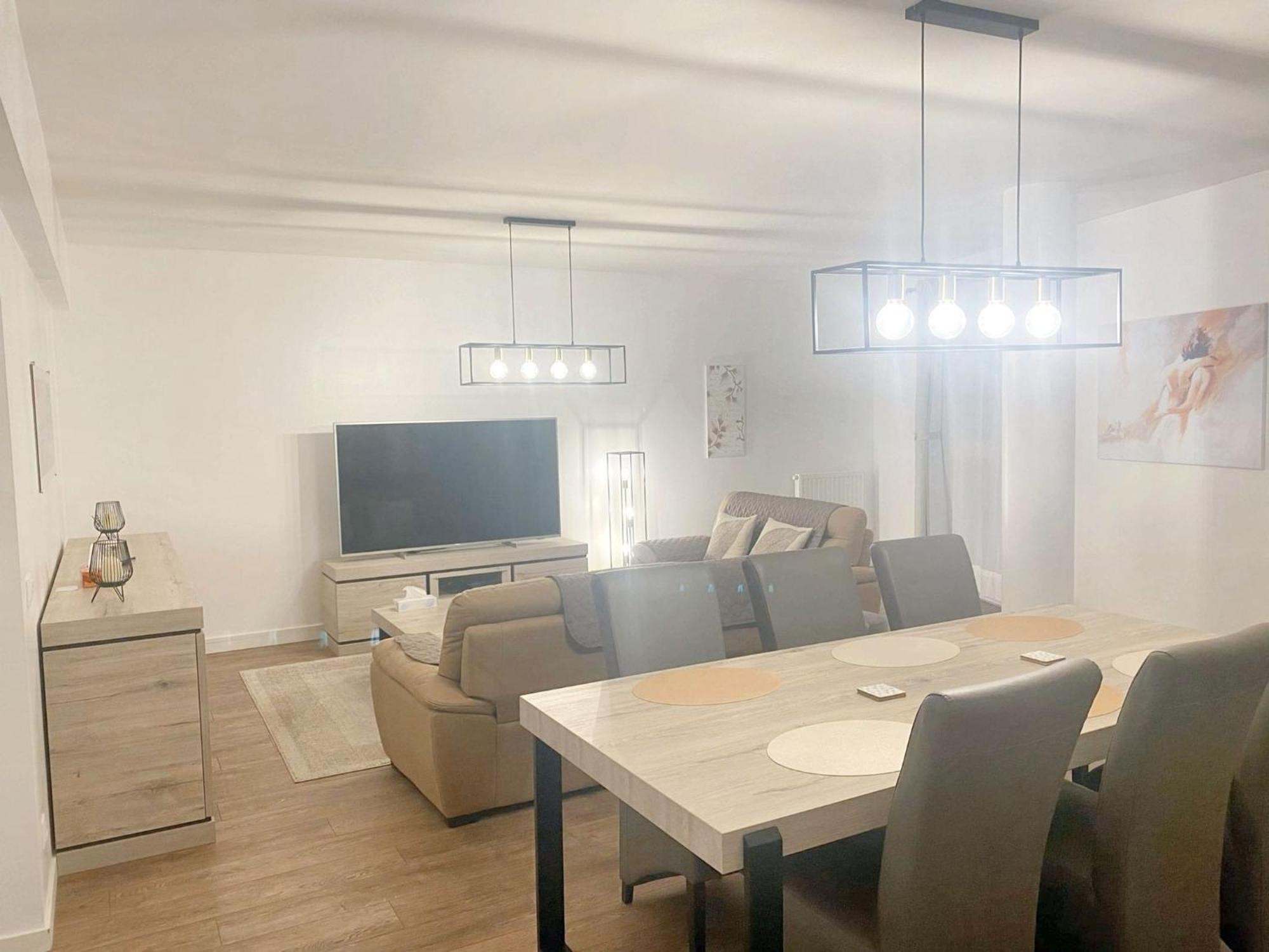 Modern Apartment In Cureghem Anderlecht 134 M² + Terrace Brussel Bagian luar foto
